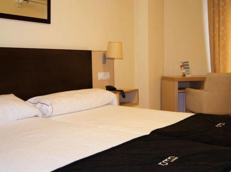 Hotel Room Pontevedra Kültér fotó