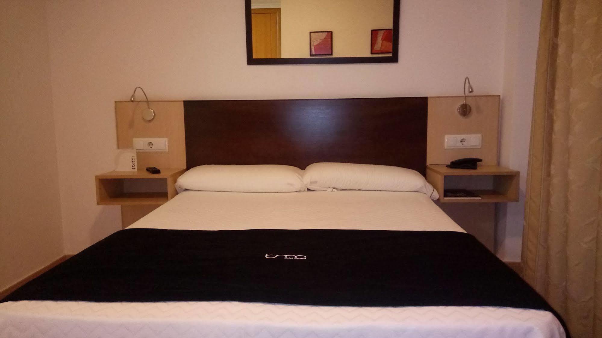 Hotel Room Pontevedra Kültér fotó